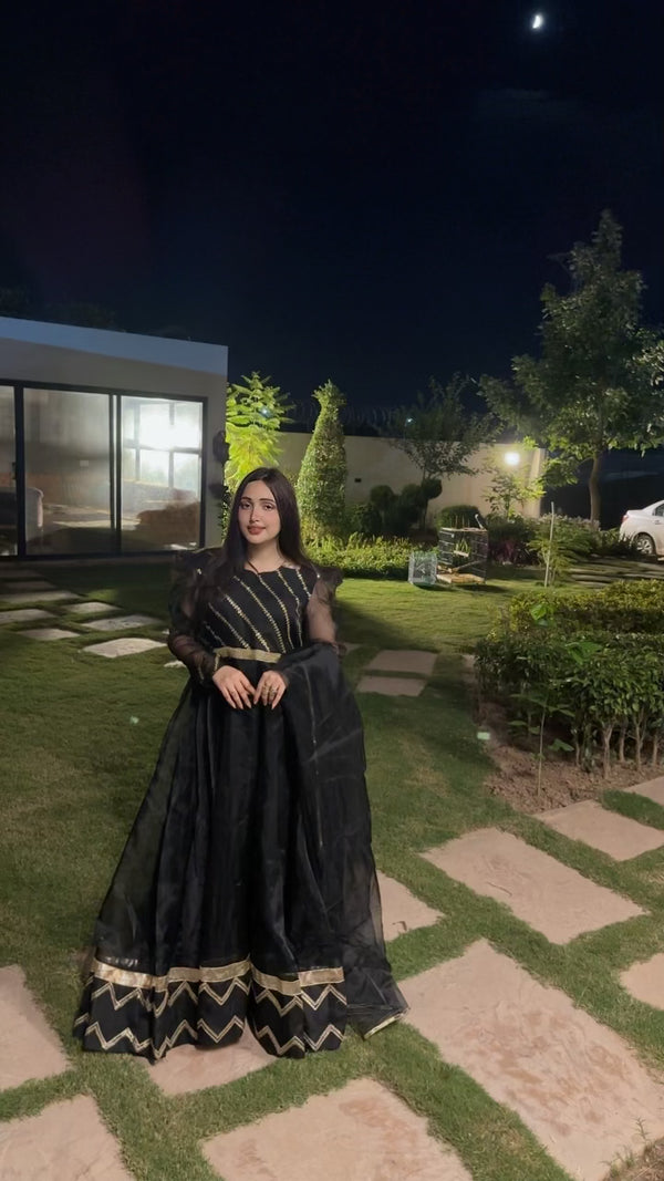 Sahiba Black